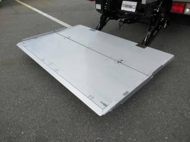 日野 レンジャー 2KG-FD2ABG(2WD)の写真8