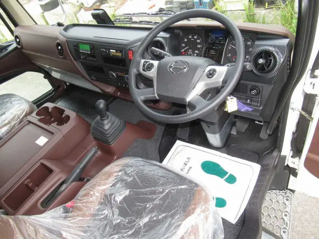 日野 レンジャー 2KG-FD2ABG(2WD)の写真15