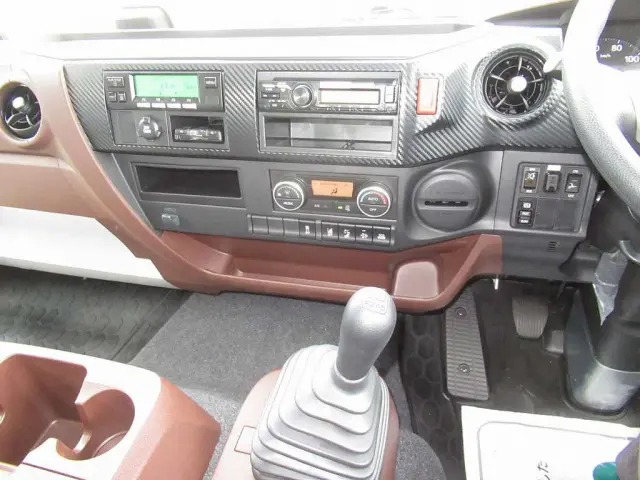 日野 レンジャー 2KG-FD2ABG(2WD)の写真16