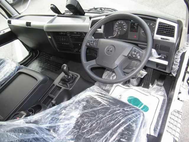 三菱 ファイター 2KG-FK65F(2WD)の写真16