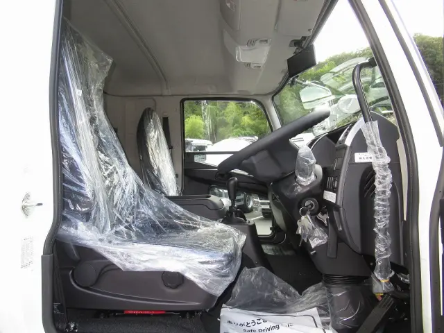 三菱 ファイター 2KG-FK65F(2WD)の写真19