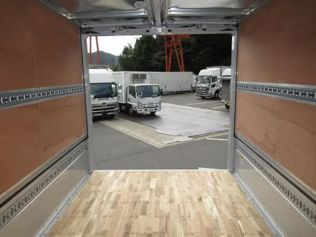 三菱 ファイター 2KG-FK65F(2WD)の写真11