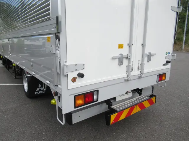 三菱 ファイター 2KG-FK65F(2WD)の写真13