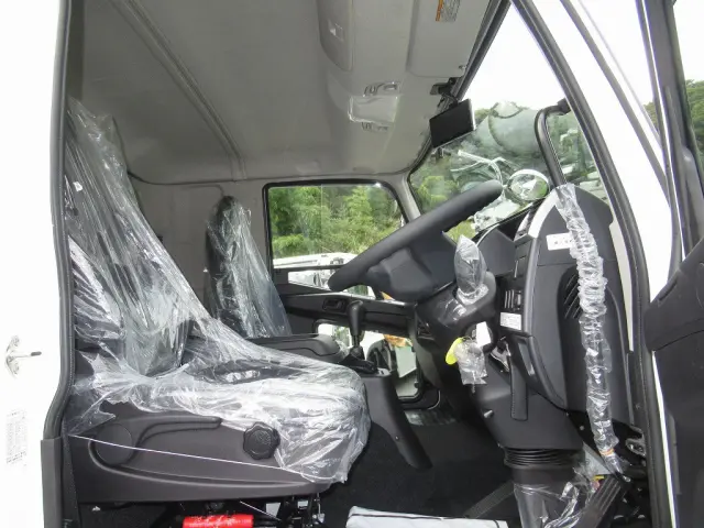 三菱 ファイター 2KG-FK65F(2WD)の写真20