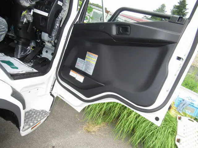 三菱 ファイター 2KG-FK65F(2WD)の写真21