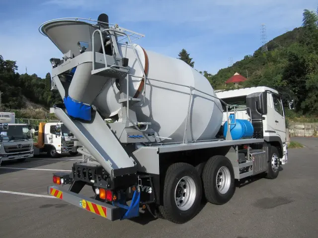 三菱 スーパーグレート 2KG-FV70GX(6x4)の写真5