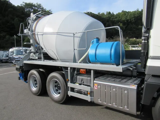 三菱 スーパーグレート 2KG-FV70GX(6x4)の写真9