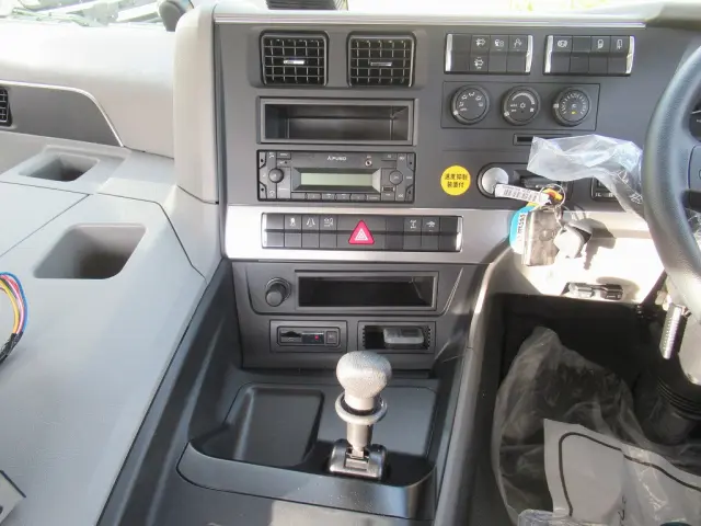 三菱 スーパーグレート 2KG-FV70GX(6x4)の写真18