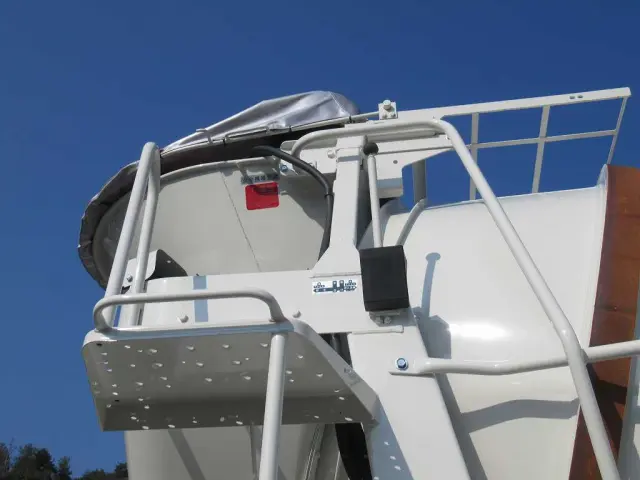 日野 プロフィア 2DG-FS1AGE(6x4)の写真10