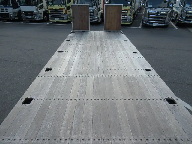 三菱 スーパーグレート 2KG-FS70HZ(8x4)の写真10