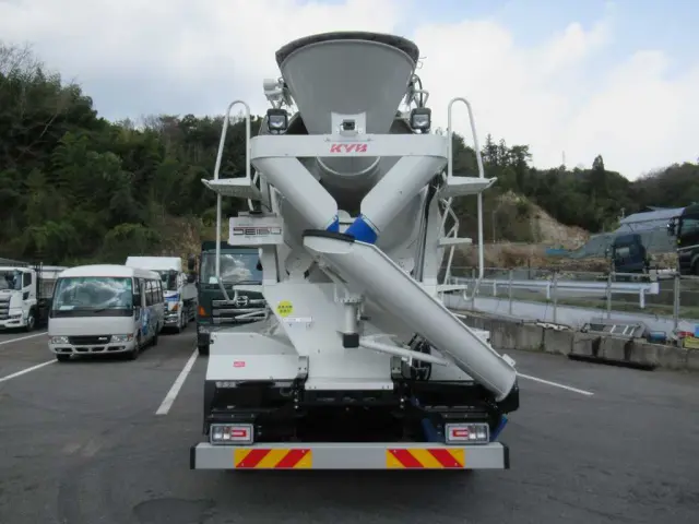 日野 プロフィア 2DG-FS1AGE(6x4)の写真6