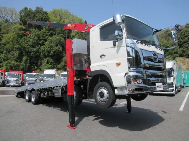 日野 プロフィア 2DG-FW1AHC(8x4)の写真3