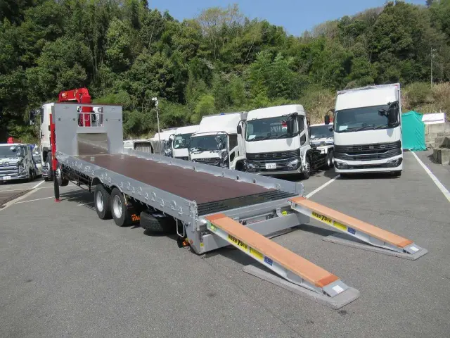 日野 プロフィア 2DG-FW1AHC(8x4)の写真6