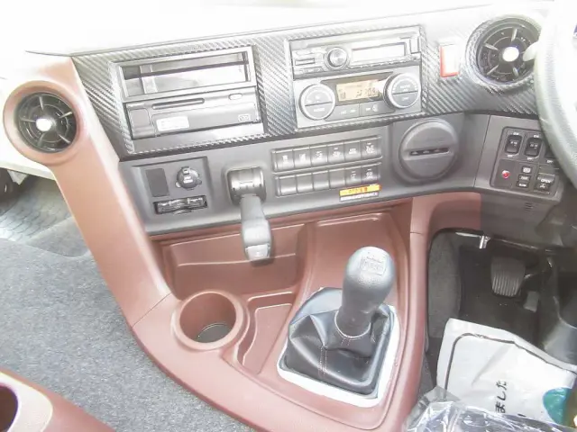 日野 プロフィア 2DG-FW1AHC(8x4)の写真21