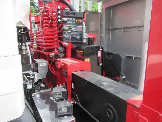 日野 プロフィア 2DG-FW1AHC(8x4)の写真12