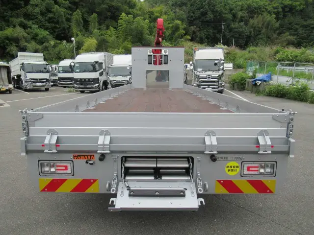 日野 プロフィア 2DG-FW1AHC(8x4)の写真4