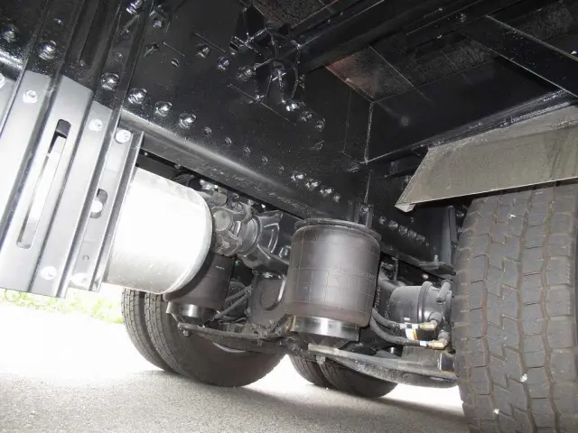 日野 プロフィア 2DG-FW1AHC(8x4)の写真23