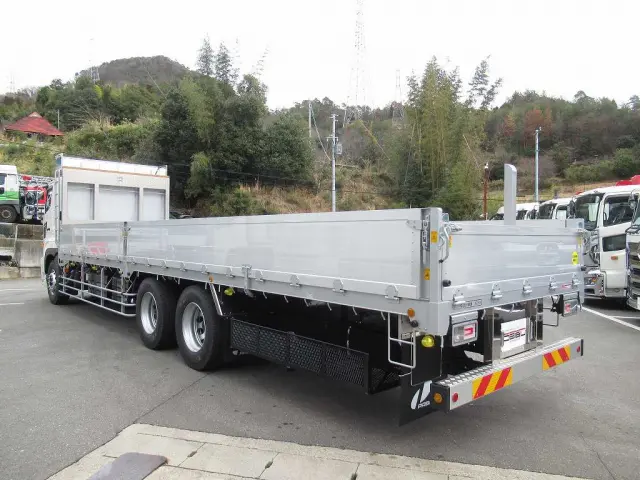 日野 プロフィア 2DG-FR1AHC(6x2)の写真5