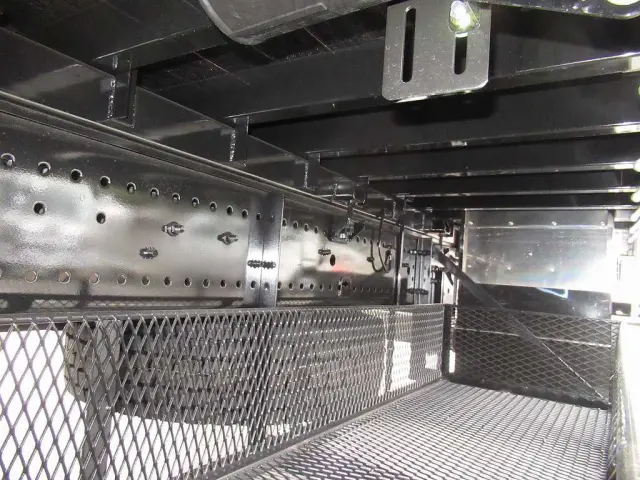 日野 プロフィア 2DG-FR1AHC(6x2)の写真22