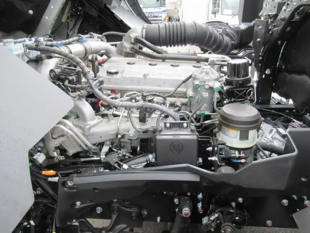 日野 プロフィア 2DG-FR1AHC(6x2)の写真26