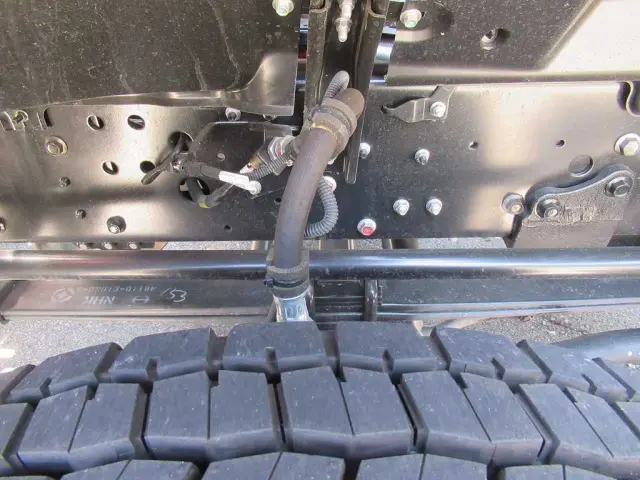 日野 プロフィア 2DG-FW1AHC(8x4)の写真25