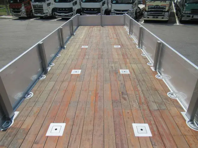 日野 プロフィア 2DG-FW1AHC(8x4)の写真7