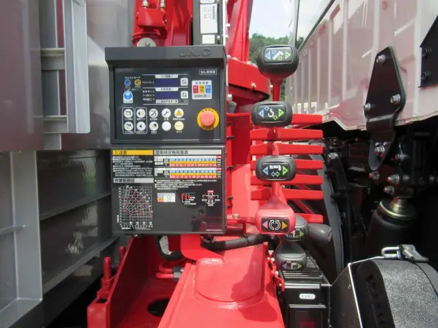 日野 プロフィア 2DG-FW1AHC(8x4)の写真11