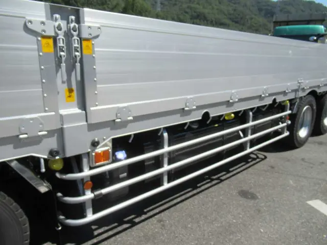 日野 プロフィア 2DG-FW1AHC(8x4)の写真8