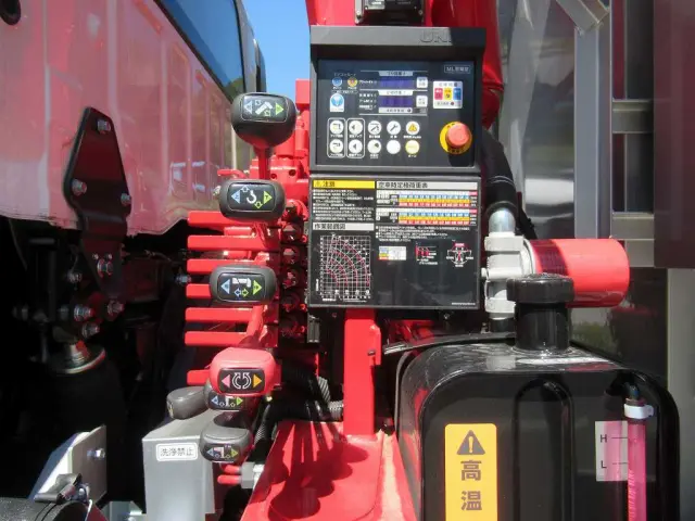 日野 プロフィア 2DG-FW1AHC(8x4)の写真10