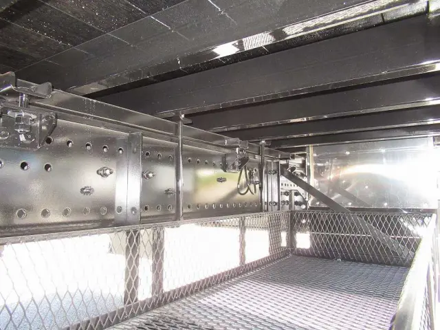 日野 プロフィア 2DG-FW1AHC(8x4)の写真24