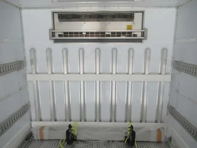 三菱 ファイター 2KG-FK65F(2WD)の写真10