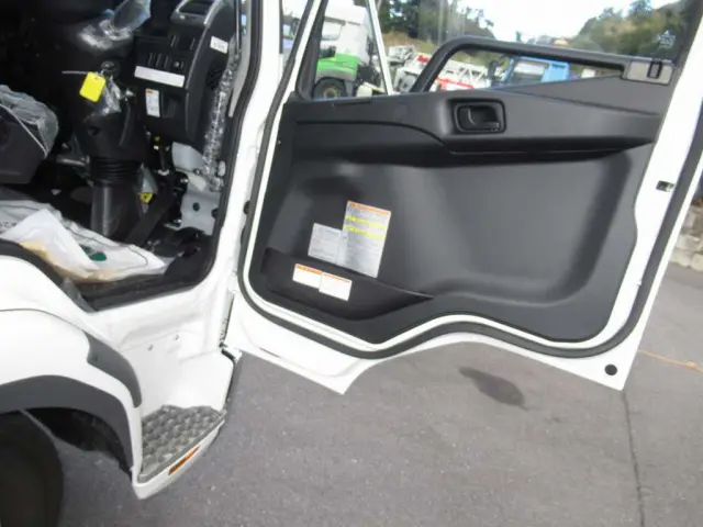 三菱 ファイター 2KG-FK65F(2WD)の写真22