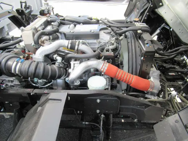 いすゞ フォワード 2RG-FRR90T4(2WD)の写真28