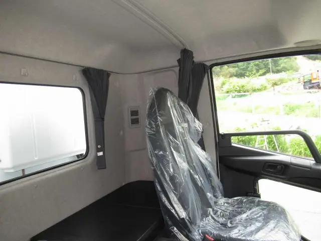 三菱 ファイター 2KG-FK65F(2WD)の写真20