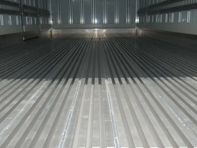 日野 レンジャー 2KG-FD2ABG(2WD)の写真10