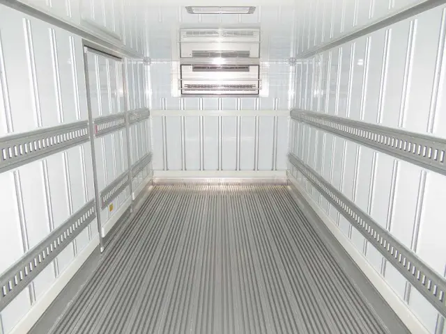 日野 レンジャー 2KG-FD2ABG(2WD)の写真12