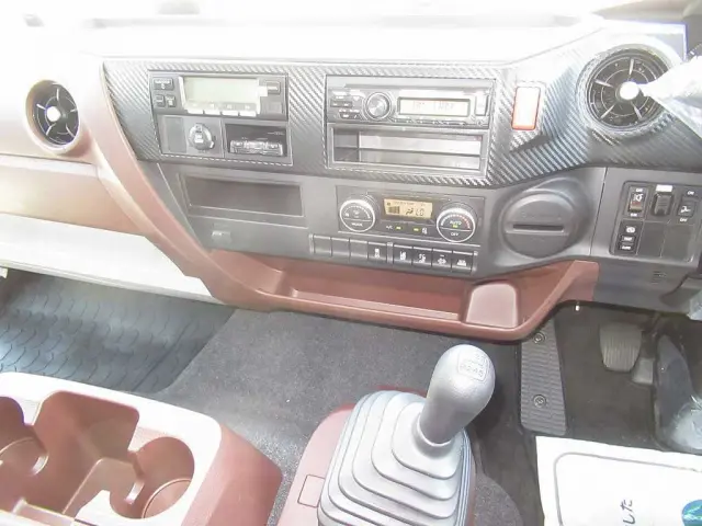 日野 レンジャー 2KG-FD2ABG(2WD)の写真17