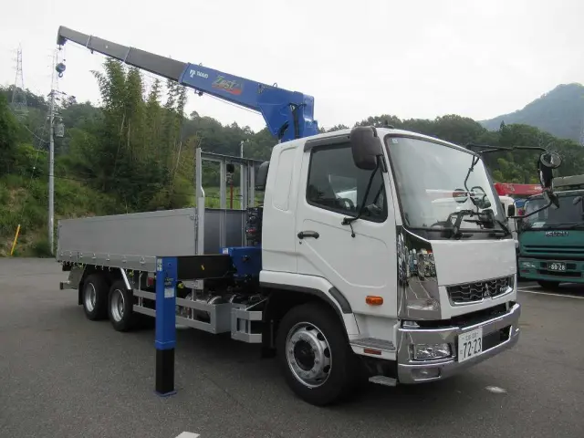 三菱 ファイター 2DG-FQ62F(6x4)の写真3