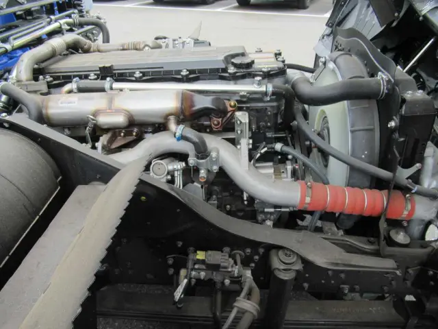 三菱 ファイター 2DG-FQ62F(6x4)の写真28