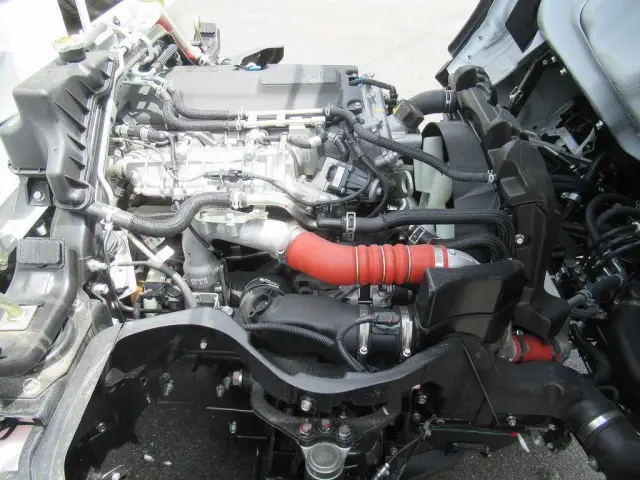 三菱 キャンター 2RG-FEAV0(2WD)の写真29