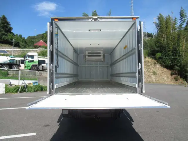 日野 レンジャー 2KG-FD2ABG(2WD)の写真7