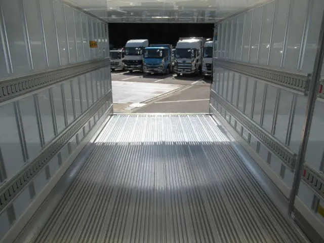 日野 レンジャー 2KG-FD2ABG(2WD)の写真10