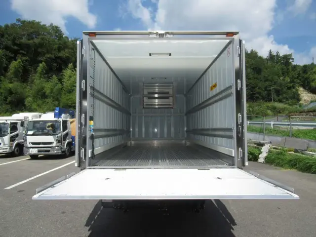 日野 レンジャー 2KG-FD2ABG(2WD)の写真7