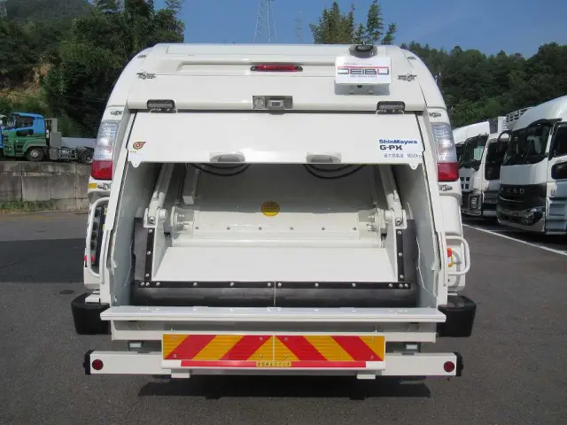 日野 レンジャー 2KG-FC2ABA(2WD)の写真7