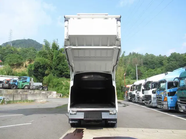 日野 レンジャー 2KG-FC2ABA(2WD)の写真8