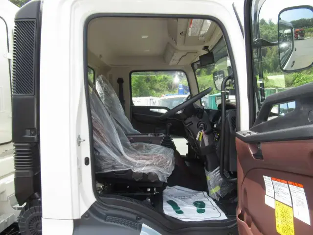 日野 レンジャー 2KG-FC2ABA(2WD)の写真23