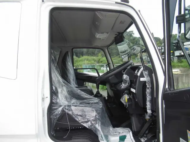 三菱 ファイター 2KG-FK65F(2WD)の写真22