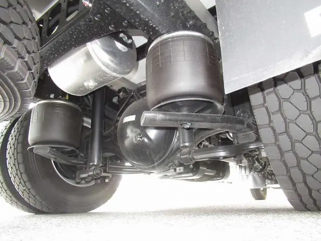 三菱 ファイター 2KG-FK65F(2WD)の写真26