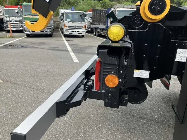 三菱 スーパーグレート 2PG-FV80VY(8x4)の写真9