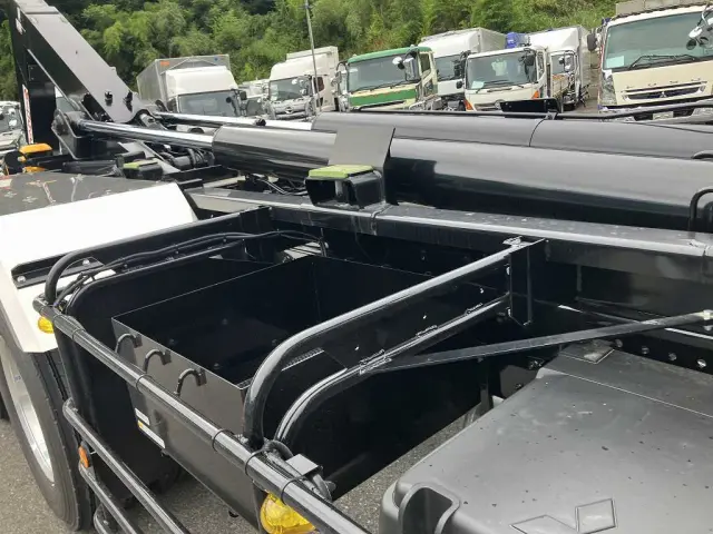 三菱 スーパーグレート 2PG-FV80VY(8x4)の写真24